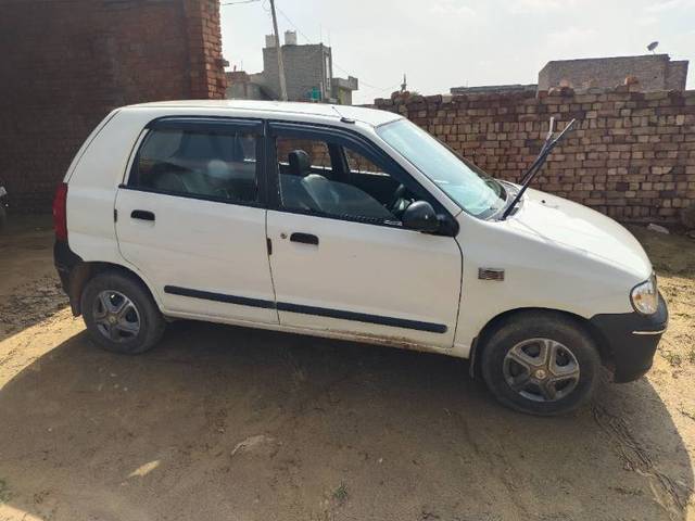 https://images10.gaadi.com/usedgaadi-sellcar/UsedCar/e5b96d24a/e3ecd983-a24a-48b3-938b-58f1974fc053.jpg?imwidth=6402