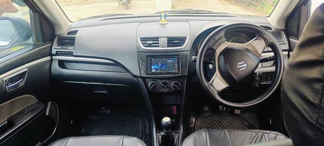 https://images10.gaadi.com/usedgaadi-sellcar/UsedCar/e5b9b1b9a/da4350c6-7b0e-4d9b-bf8f-d129665ec7cd.jpg?imwidth=6402