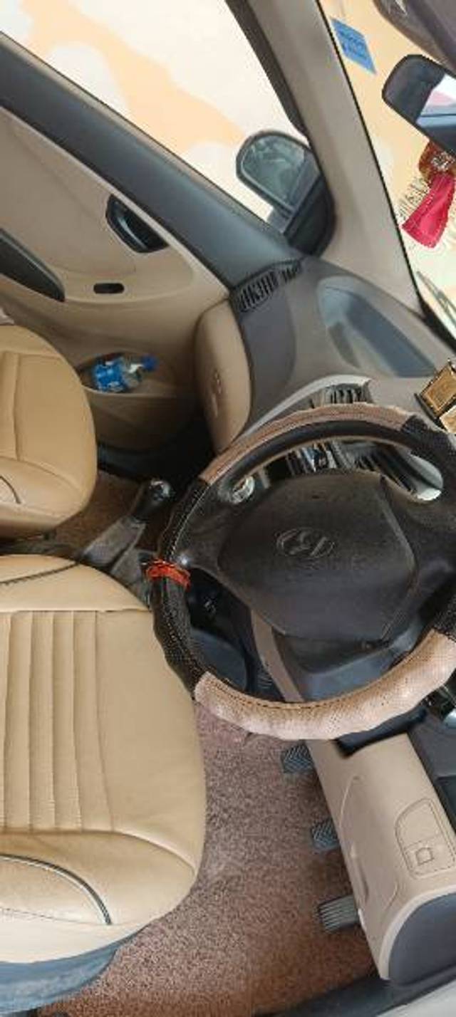 https://images10.gaadi.com/usedgaadi-sellcar/UsedCar/e5b9d600a/ec8868e5-eb9d-4494-86ec-79fa41f1de48.jpg?imwidth=6401