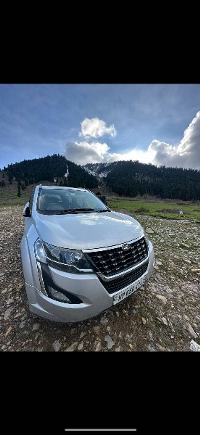 https://images10.gaadi.com/usedgaadi-sellcar/UsedCar/e5b9f0c9a/ec18cb87-6b42-4a78-ae91-edfd1c250438.png?imwidth=6402