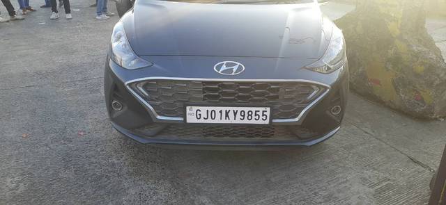 https://images10.gaadi.com/usedgaadi-sellcar/UsedCar/e5baa2cca/b4fdf36c-7e77-4a28-8eef-33377fc31304.jpg?imwidth=6400