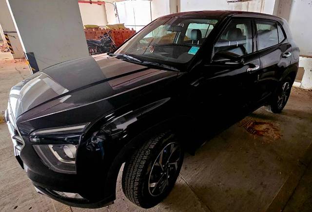 https://images10.gaadi.com/usedgaadi-sellcar/UsedCar/e5baba2ba/de768d96-150e-4955-a23f-7310d1d50338.jpg?imwidth=6402