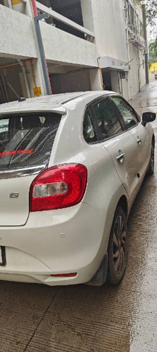 https://images10.gaadi.com/usedgaadi-sellcar/UsedCar/e5bae681a/f794e635-6bdd-48d0-b644-ca165d8b9225.jpg?imwidth=6402