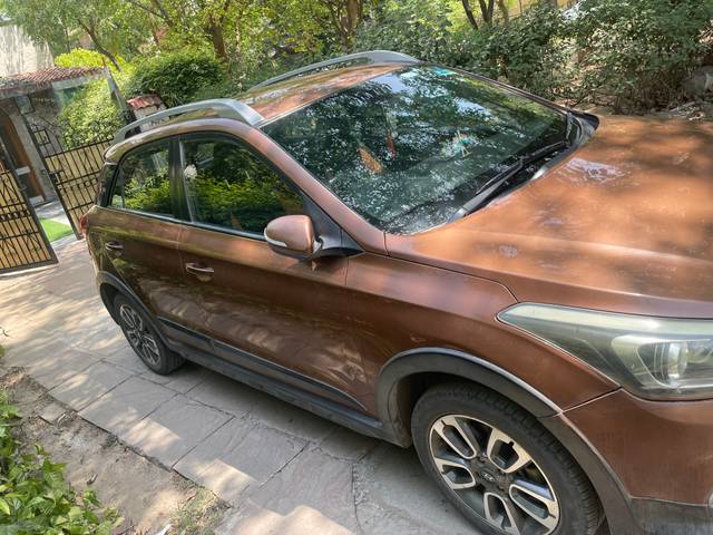 https://images10.gaadi.com/usedgaadi-sellcar/UsedCar/e5bae8f2a/3afafab4-85d1-4e18-bcbc-1b06fb87afa5.jpeg?imwidth=6402