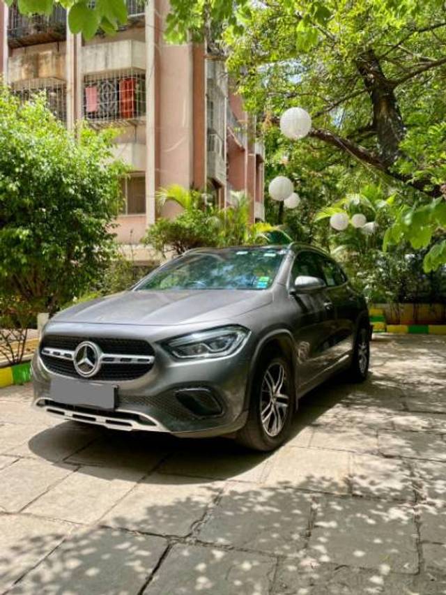 https://images10.gaadi.com/usedgaadi-sellcar/UsedCar/e5bb559da/4b302785-ec73-4dcc-9f22-45af3b31fb6c.JPG?imwidth=6401