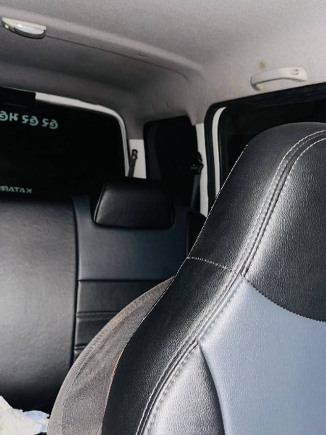 https://images10.gaadi.com/usedgaadi-sellcar/UsedCar/e5bd2ea8a/500b2711-c888-49ef-8f13-f10dc8cccace.jpeg?imwidth=6401