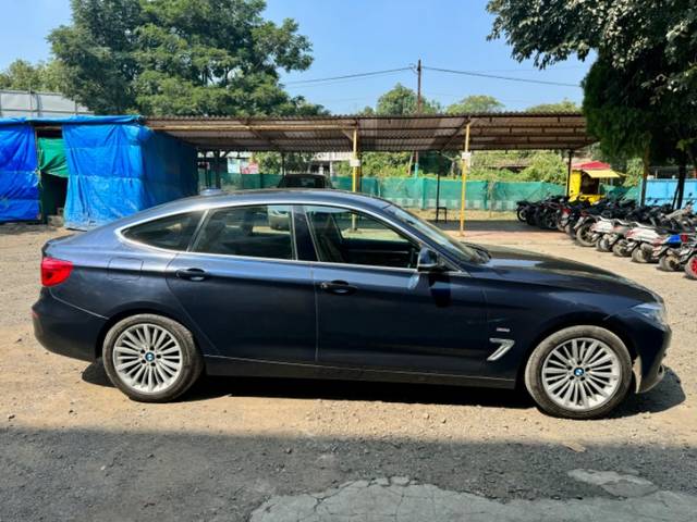 https://images10.gaadi.com/usedgaadi-sellcar/UsedCar/e5bd5061-73c9-454a-bec6-4b4ef1d56421/9c329684-8138-4919-aa69-cf82d7b20740.jpeg?imwidth=6401