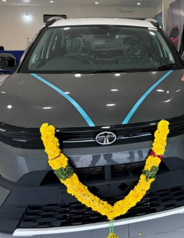 https://images10.gaadi.com/usedgaadi-sellcar/UsedCar/e5bdfd97a/8cc90378-6583-4de3-9505-b3b246c14033.png?imwidth=6401