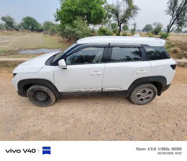 https://images10.gaadi.com/usedgaadi-sellcar/UsedCar/e5be2007a/c1a4b764-1340-4fc7-af26-511f75f85abc.jpg?imwidth=6401
