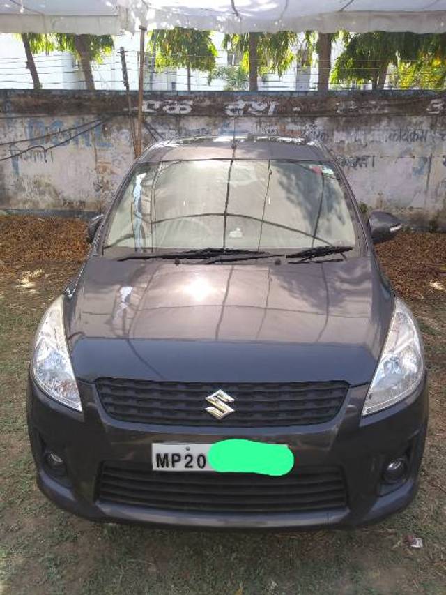 https://images10.gaadi.com/usedgaadi-sellcar/UsedCar/e5be22bda/6cea902f-ee0f-45ce-877b-b667f8b3f792.jpg?imwidth=6400