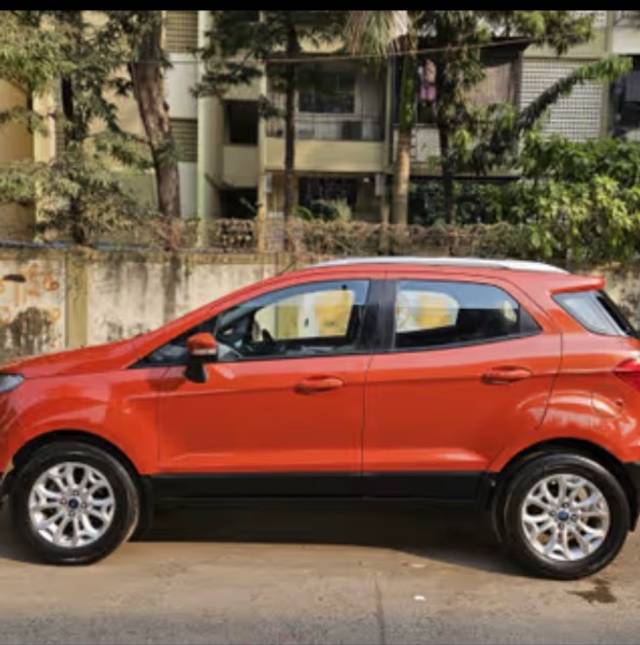 https://images10.gaadi.com/usedgaadi-sellcar/UsedCar/e5bf9c94a/7054854e-9660-41cc-8f32-0fcf34085ad2.jpeg?imwidth=6401
