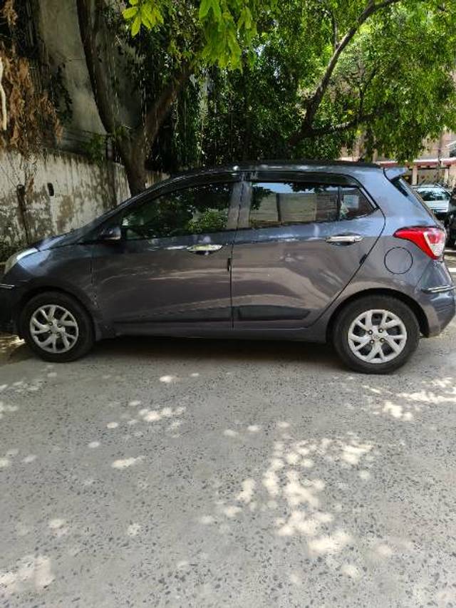 https://images10.gaadi.com/usedgaadi-sellcar/UsedCar/e5c047ffa/05d4cd08-1280-4ef8-9f89-c07d79588321.jpg?imwidth=6402