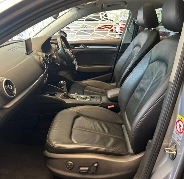 https://images10.gaadi.com/usedgaadi-sellcar/UsedCar/e5c0a4a5a/38386347-77de-449b-a863-c55331cf6fac.jpg?imwidth=6402