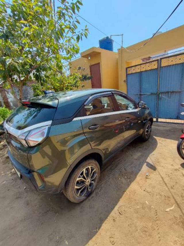 https://images10.gaadi.com/usedgaadi-sellcar/UsedCar/e5c0d3aaa/02e4d88e-bc8f-4050-bd05-a194ac198d00.jpg?imwidth=6401