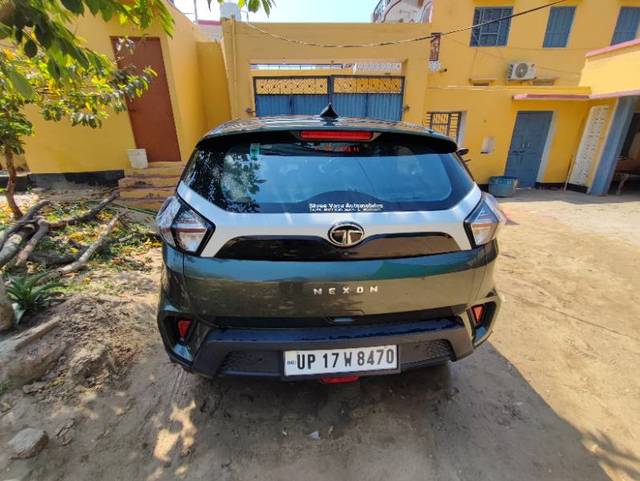 https://images10.gaadi.com/usedgaadi-sellcar/UsedCar/e5c0d3aaa/f7dbb29b-1736-4f9e-9d6f-abb48f39a28a.jpg?imwidth=6402