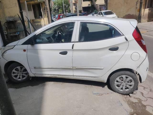 https://images10.gaadi.com/usedgaadi-sellcar/UsedCar/e5c0f6f8a/caaa3d0c-5ec1-48d8-a47d-8c9d3ed6084d.jpg?imwidth=6400