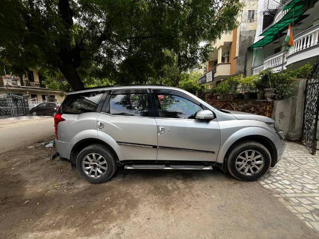 https://images10.gaadi.com/usedgaadi-sellcar/UsedCar/e5c11d8ea/8552911a-0aab-400f-9be5-fdcab4de82a4.jpeg?imwidth=6401