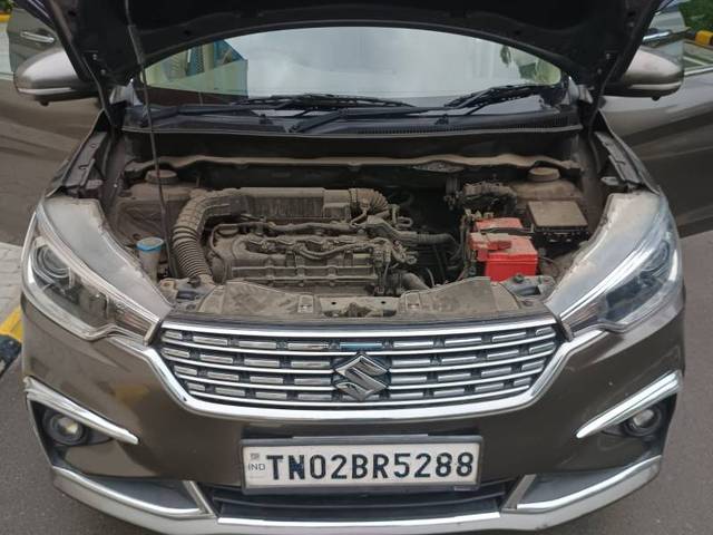 https://images10.gaadi.com/usedgaadi-sellcar/UsedCar/e5c13f9da/ac0e1323-a765-4d84-b90e-4544c9af630f.jpg?imwidth=6402