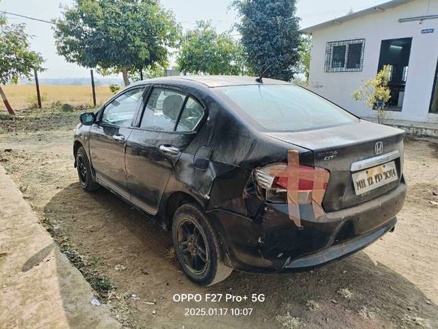 https://images10.gaadi.com/usedgaadi-sellcar/UsedCar/e5c1a5f3a/9da39e1b-7857-4983-b01a-58091837fb65.jpg?imwidth=6402
