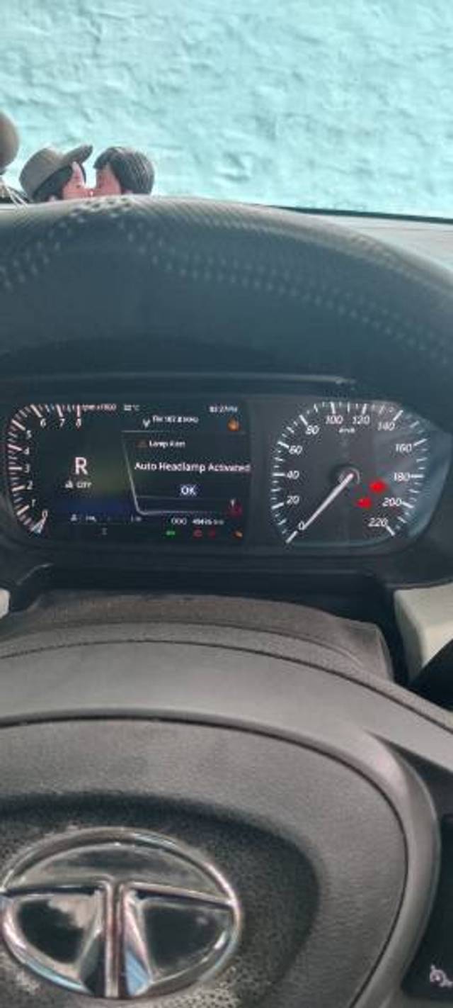 https://images10.gaadi.com/usedgaadi-sellcar/UsedCar/e5c1c6ffa/4400e915-9bc7-4bb7-8cea-a56c8d254a3c.jpg?imwidth=6402