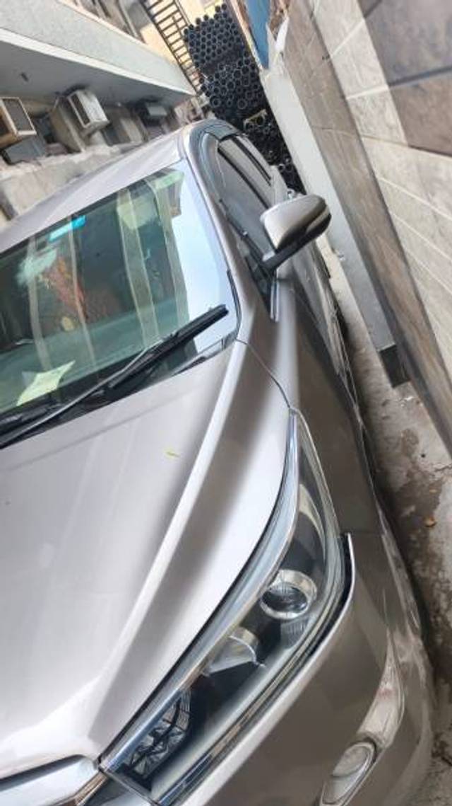 https://images10.gaadi.com/usedgaadi-sellcar/UsedCar/e5c1cd4fa/187812e8-5b98-4196-9cfa-f88054b05c4b.jpg?imwidth=6401
