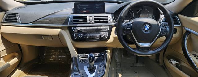 https://images10.gaadi.com/usedgaadi-sellcar/UsedCar/e5c1dc54a/de9a5b00-d387-4e85-95b1-51b5a38abd1e.jpeg?imwidth=6401