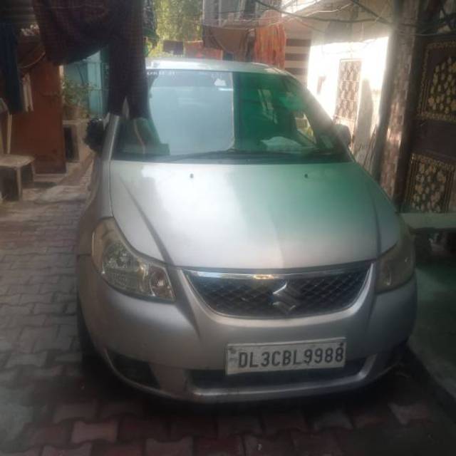 https://images10.gaadi.com/usedgaadi-sellcar/UsedCar/e5c296d5a/b8621b88-2b0d-43ff-bfa2-0c54b12716b6.jpg?imwidth=6400
