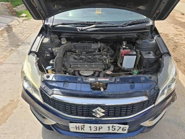 https://images10.gaadi.com/usedgaadi-sellcar/UsedCar/e5c30f01a/1d5bcdf1-89c7-491b-b6bf-44dc8e9106da.jpg?imwidth=6402
