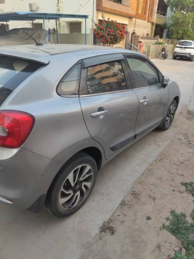 https://images10.gaadi.com/usedgaadi-sellcar/UsedCar/e5c32074a/d8a58d05-b662-4619-b246-6dd7b4563b4f.jpg?imwidth=6401