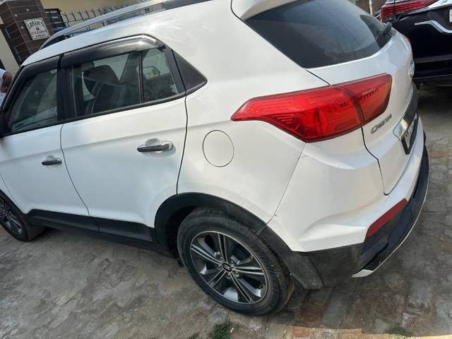 https://images10.gaadi.com/usedgaadi-sellcar/UsedCar/e5c34337a/dcc0e62a-860d-44b1-87b8-700d21f5d21e.jpg?imwidth=6400