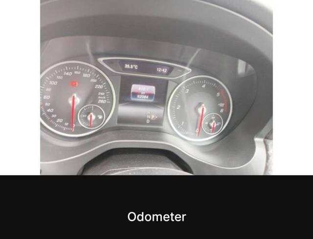 https://images10.gaadi.com/usedgaadi-sellcar/UsedCar/e5c3daf1a/bfa66a66-f24e-4915-ace8-3db5e4964855.jpg?imwidth=6401