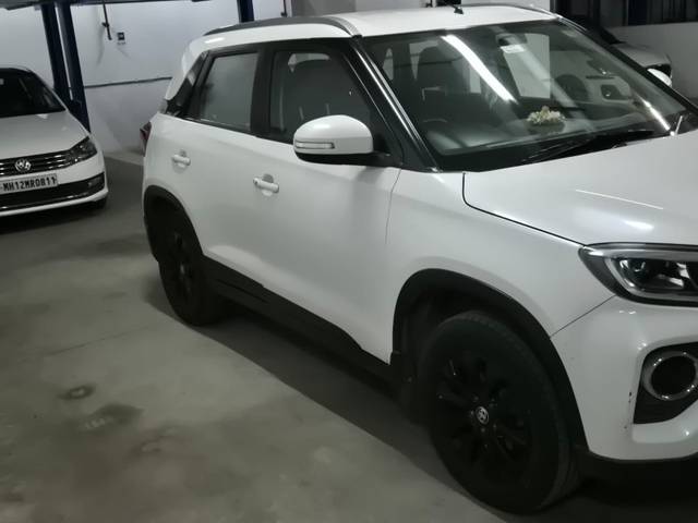 https://images10.gaadi.com/usedgaadi-sellcar/UsedCar/e5c3e719a/d0bf9c6c-a111-442f-8e73-42ea476ff0f3.jpeg?imwidth=6402