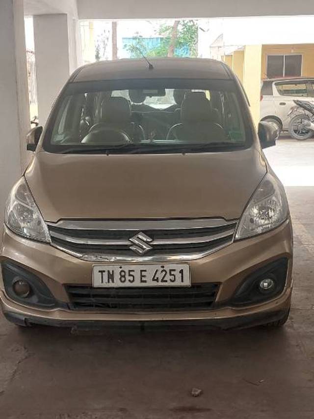 https://images10.gaadi.com/usedgaadi-sellcar/UsedCar/e5c46920a/7e3aaac0-f672-43e6-9f9f-321da07ad154.jpg?imwidth=6400