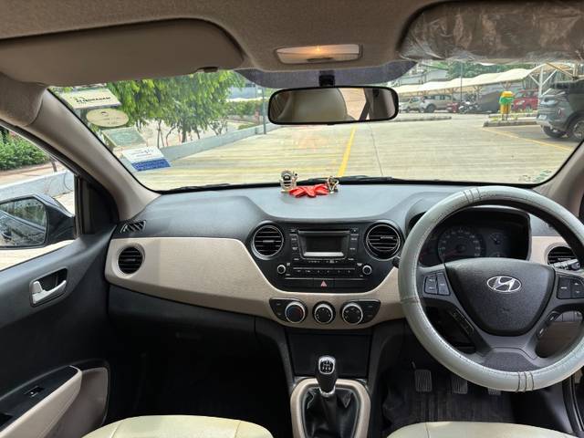 https://images10.gaadi.com/usedgaadi-sellcar/UsedCar/e5c46a25a/255d91c0-4d74-4d11-88ec-28ed487770b6.jpeg?imwidth=6402