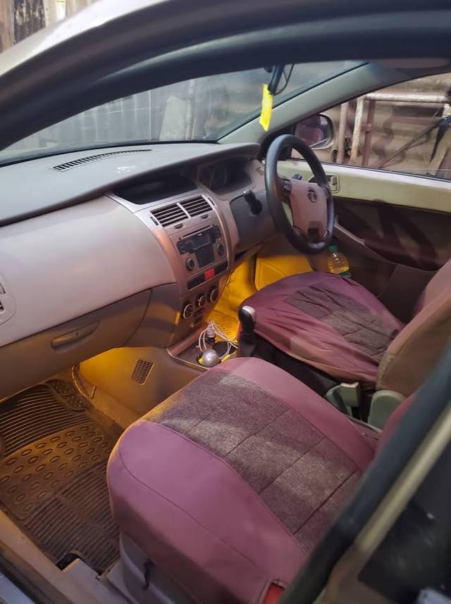 https://images10.gaadi.com/usedgaadi-sellcar/UsedCar/e5c4aa52a/a1d5e9bd-c076-4dab-bb95-d17ec2c9283e.jpg?imwidth=6402