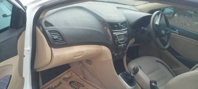 https://images10.gaadi.com/usedgaadi-sellcar/UsedCar/e5c53982a/8a3e41d1-1666-4aa2-8409-8833bc0656c8.jpg?imwidth=6401