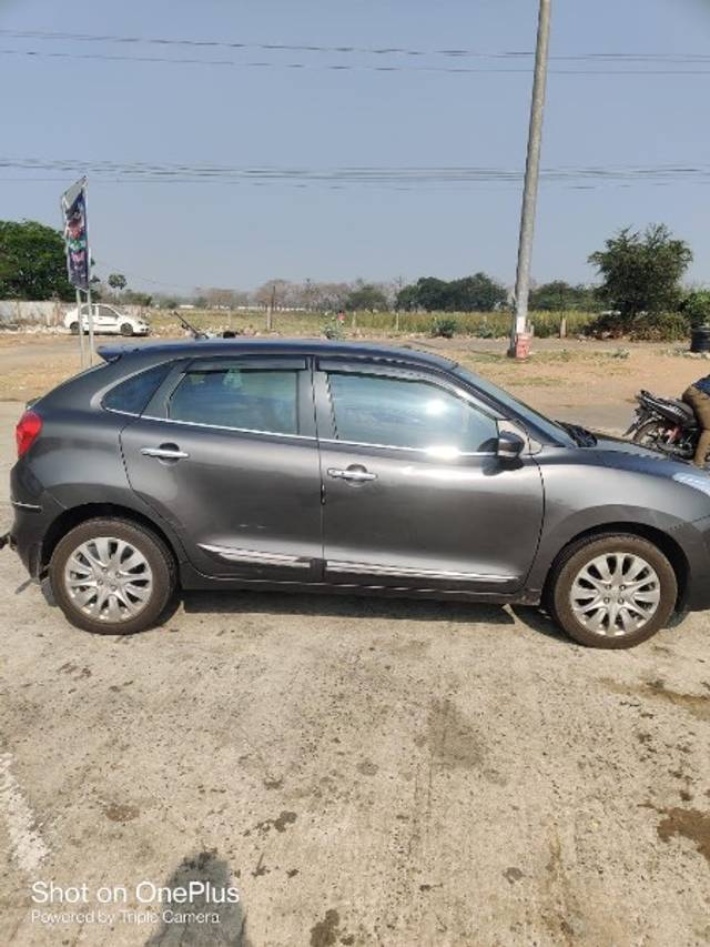https://images10.gaadi.com/usedgaadi-sellcar/UsedCar/e5c6161aa/266a806e-479c-43cf-9bab-58641893d1da.jpeg?imwidth=6402