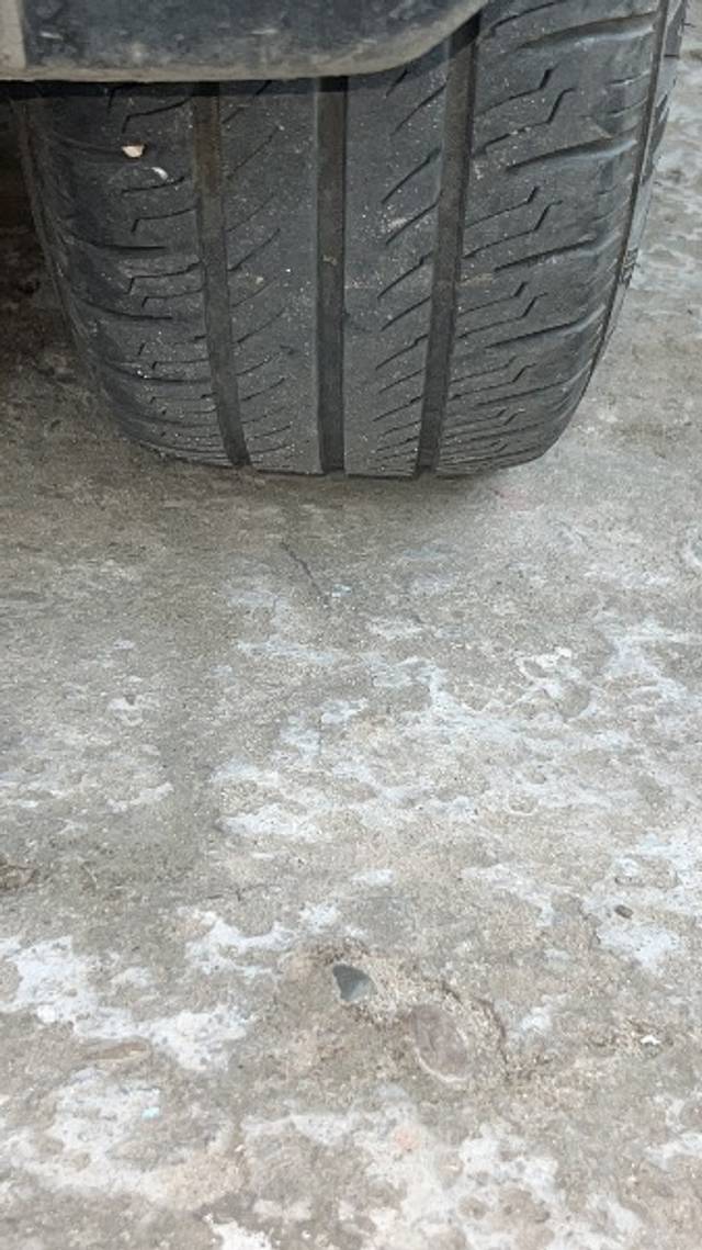 https://images10.gaadi.com/usedgaadi-sellcar/UsedCar/e5c65adda/cfaca85a-e591-4433-9125-20b0e9e158c5.jpeg?imwidth=6401