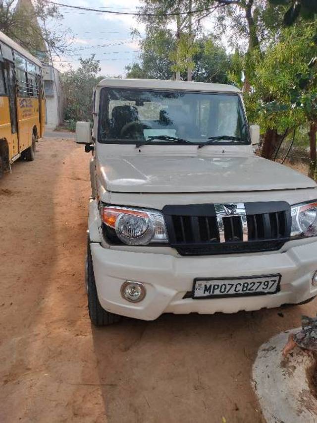 https://images10.gaadi.com/usedgaadi-sellcar/UsedCar/e5c732eca/48f7d3c4-6685-4c0e-b553-0f9ce71264fe.jpg?imwidth=6400