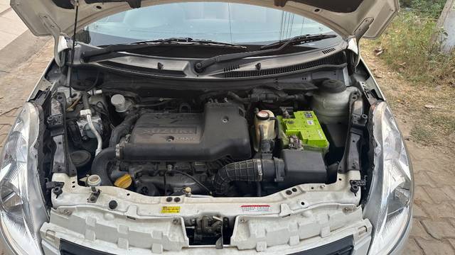 https://images10.gaadi.com/usedgaadi-sellcar/UsedCar/e5c8ae6fa/3bde361e-14ae-41d9-a42f-fa0eb629130e.jpeg?imwidth=6401