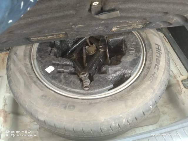 https://images10.gaadi.com/usedgaadi-sellcar/UsedCar/e5c8b585a/690984d4-81c8-4121-8050-685a6d433e6e.jpeg?imwidth=6401