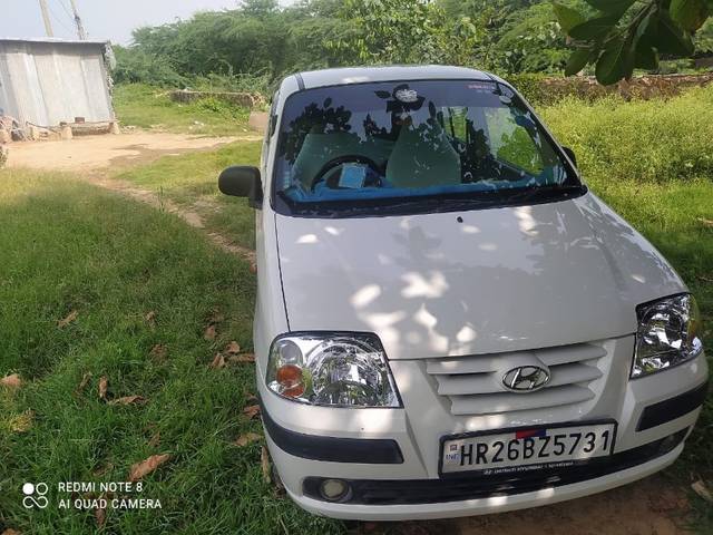 https://images10.gaadi.com/usedgaadi-sellcar/UsedCar/e5c8f4a1a/85d4768b-bd6e-48a2-ba3d-659de124ae7a.jpeg?imwidth=6400