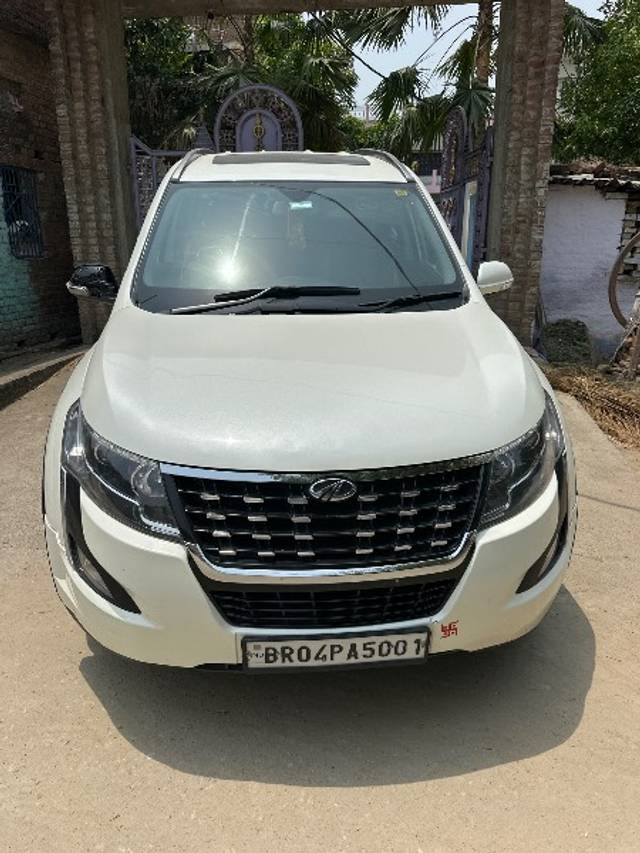 https://images10.gaadi.com/usedgaadi-sellcar/UsedCar/e5c99a81a/6312fe13-1bf8-4ba0-af9e-f64730706c1d.jpg?imwidth=6400