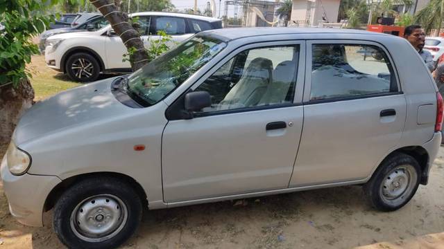 https://images10.gaadi.com/usedgaadi-sellcar/UsedCar/e5ca0f31a/f5b3465f-4b29-4a5a-92e9-b96d99f31297.jpg?imwidth=6401