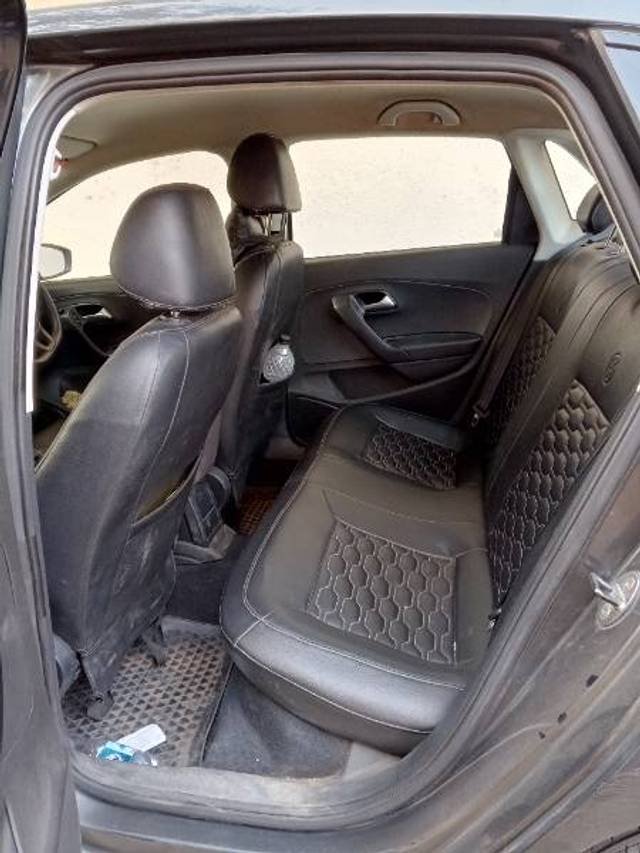 https://images10.gaadi.com/usedgaadi-sellcar/UsedCar/e5ca1452a/dbb0b37d-a8bb-4cdc-b621-847ac0a77ffd.jpg?imwidth=6402