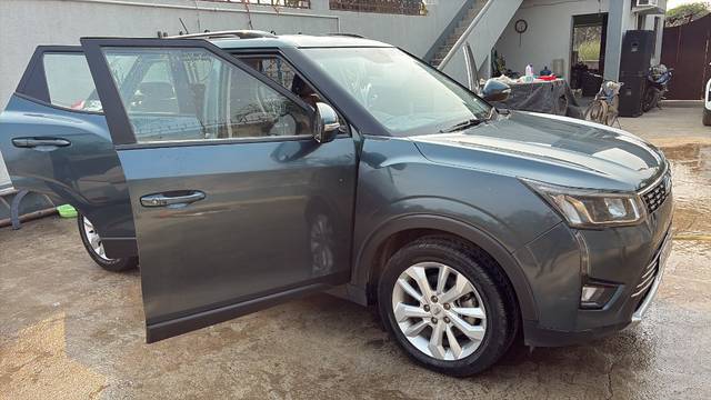 https://images10.gaadi.com/usedgaadi-sellcar/UsedCar/e5ca50d5a/bf330923-435d-4def-869a-ada99eb413ee.jpeg?imwidth=6400