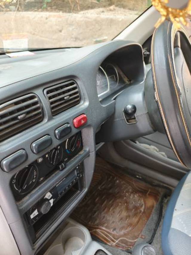 https://images10.gaadi.com/usedgaadi-sellcar/UsedCar/e5cab3d7a/6a753a81-e651-4aae-b8a2-4cb05a2df4a0.jpg?imwidth=6402