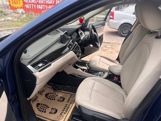 https://images10.gaadi.com/usedgaadi-sellcar/UsedCar/e5cae05ba/2377857a-39da-4196-ad5d-36851767eda1.jpeg?imwidth=6401