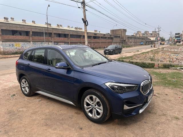 https://images10.gaadi.com/usedgaadi-sellcar/UsedCar/e5cae05ba/71730ba4-f3dd-4174-823a-030d9a762a5d.jpeg?imwidth=6400