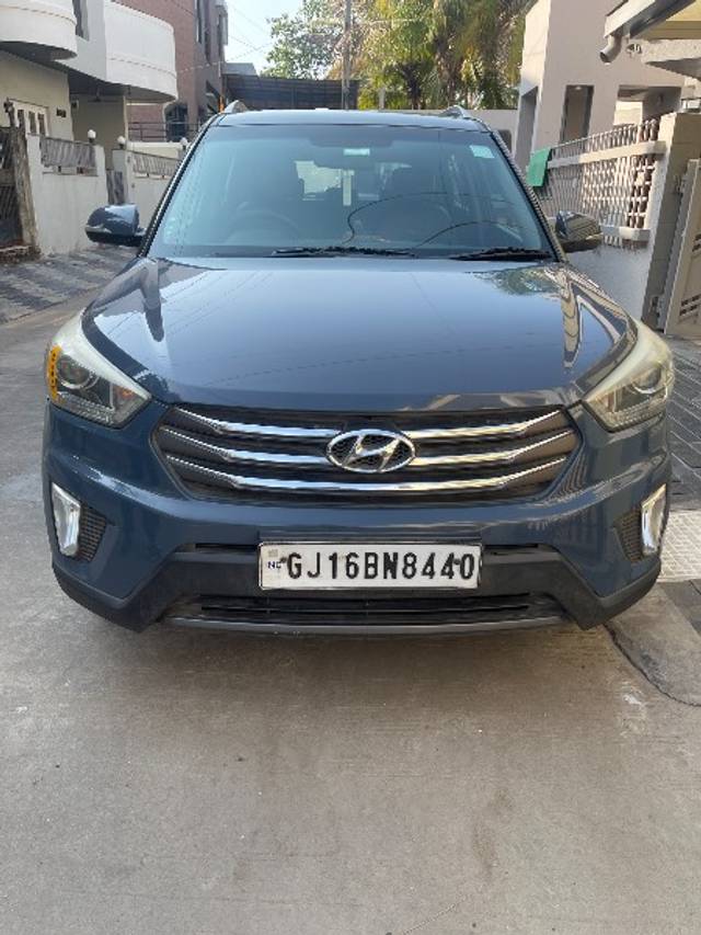 https://images10.gaadi.com/usedgaadi-sellcar/UsedCar/e5cb2294a/8a9446da-c3e8-45d0-9162-d7f2a0fe425e.jpeg?imwidth=6400